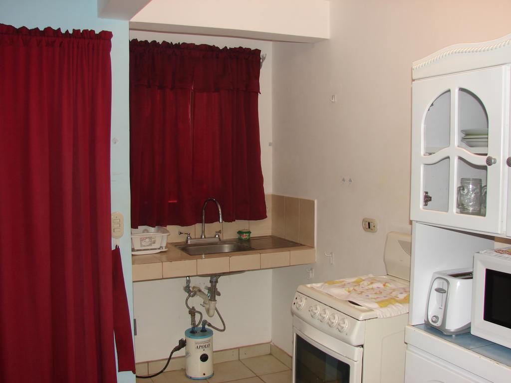 Playas del Coco Villa Riviera 2 Bedroom Townhouse الغرفة الصورة